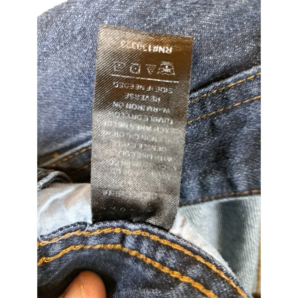 Sean John Hamilton Jeans Mens Size 40 x 30 Classic Relaxed Blue Measures 40 X 26